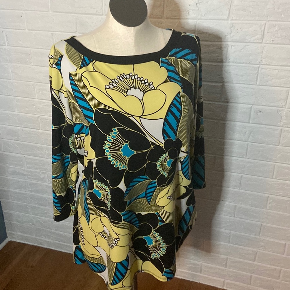 East 5th Top 3/4 sleeve